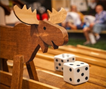 Wooden moose race with dice